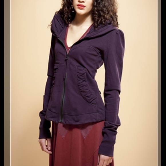 prairie underground short cloak hoodie